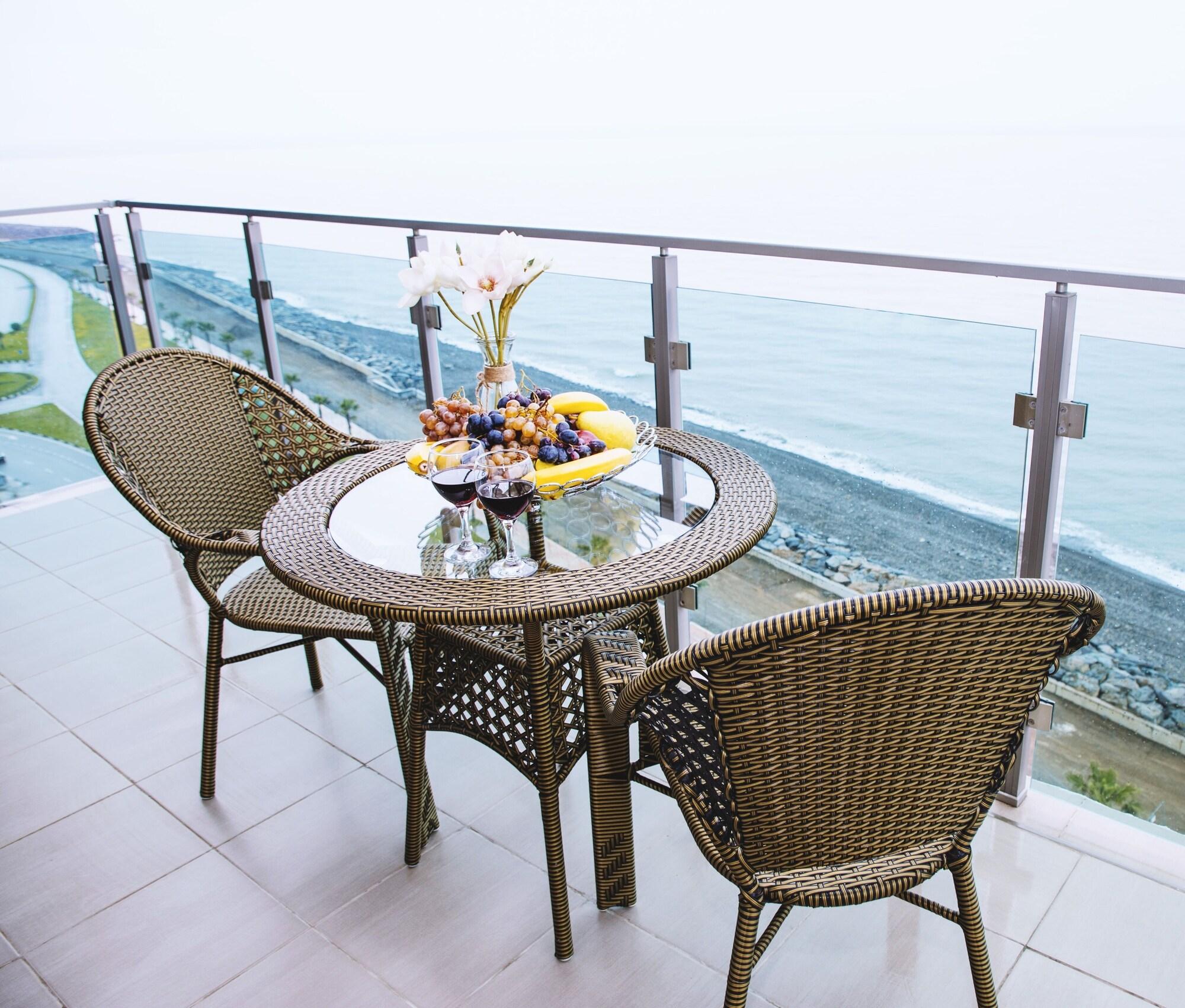 Aqua Batumi Hotel & Apartments Ngoại thất bức ảnh